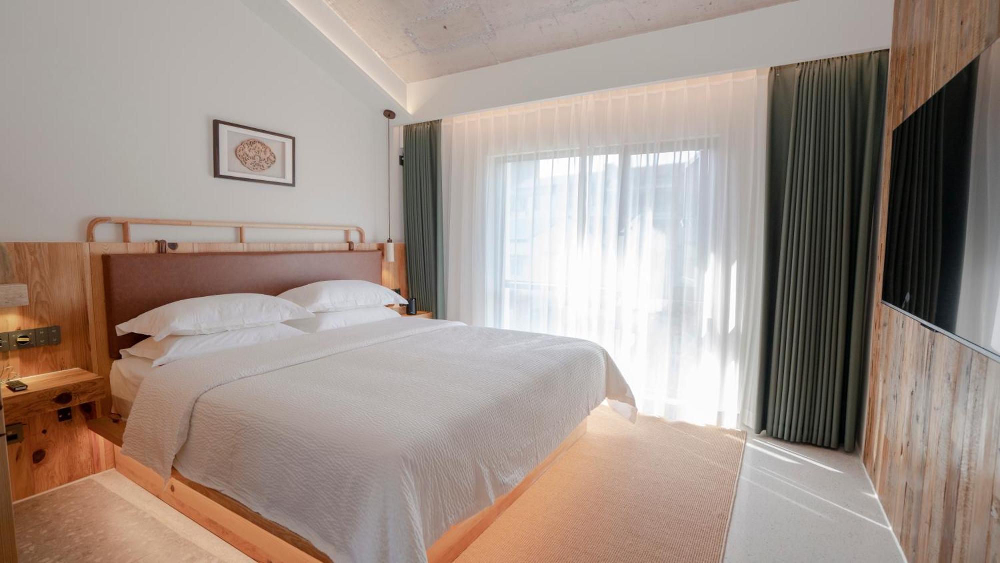 Patio Spring Holiday Inn -- Free Round Trip Pick-Up Service --Panoramic View Of Tianmen Mount Чжанцзяцзе Экстерьер фото
