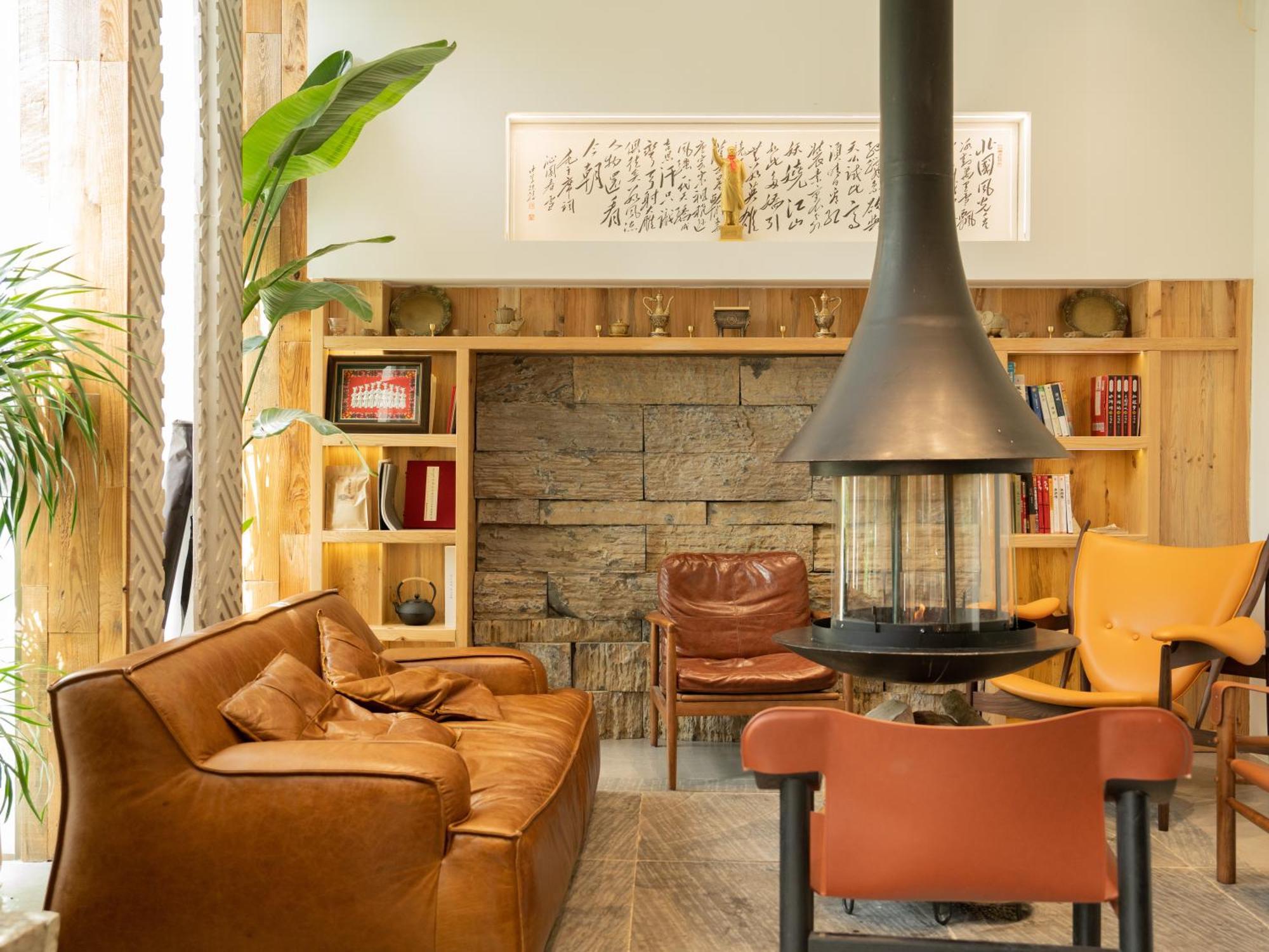 Patio Spring Holiday Inn -- Free Round Trip Pick-Up Service --Panoramic View Of Tianmen Mount Чжанцзяцзе Экстерьер фото